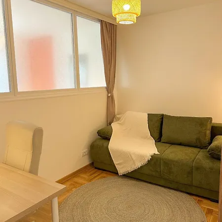 Marasca - Cozy, Chic & Nomad-friendly Flat In Downtown