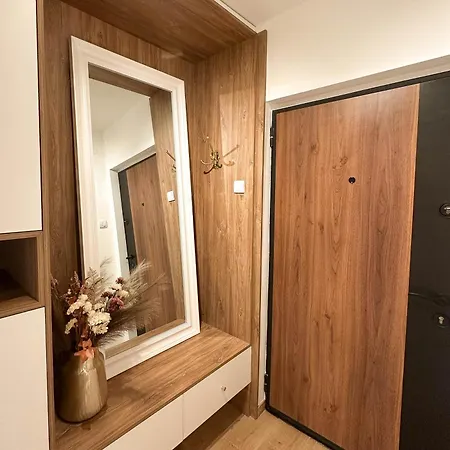Apartman Marasca - Cozy, Chic & Nomad-friendly Flat In Downtown