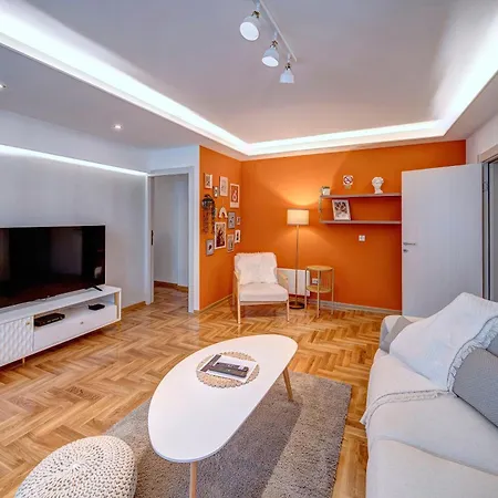 Marasca - Cozy, Chic & Nomad-friendly Flat In Downtown Belgrado