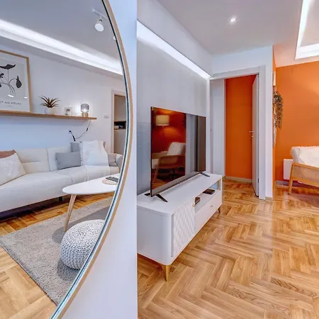 Apartman Marasca - Cozy, Chic & Nomad-friendly Flat In Downtown